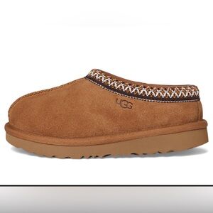 UGG talisman slippers toddler size 8 Excellent used condition chestnut